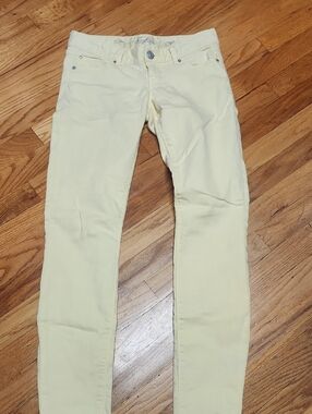 Express Women's Jean Legging in Pale Yellow, 0, EUC